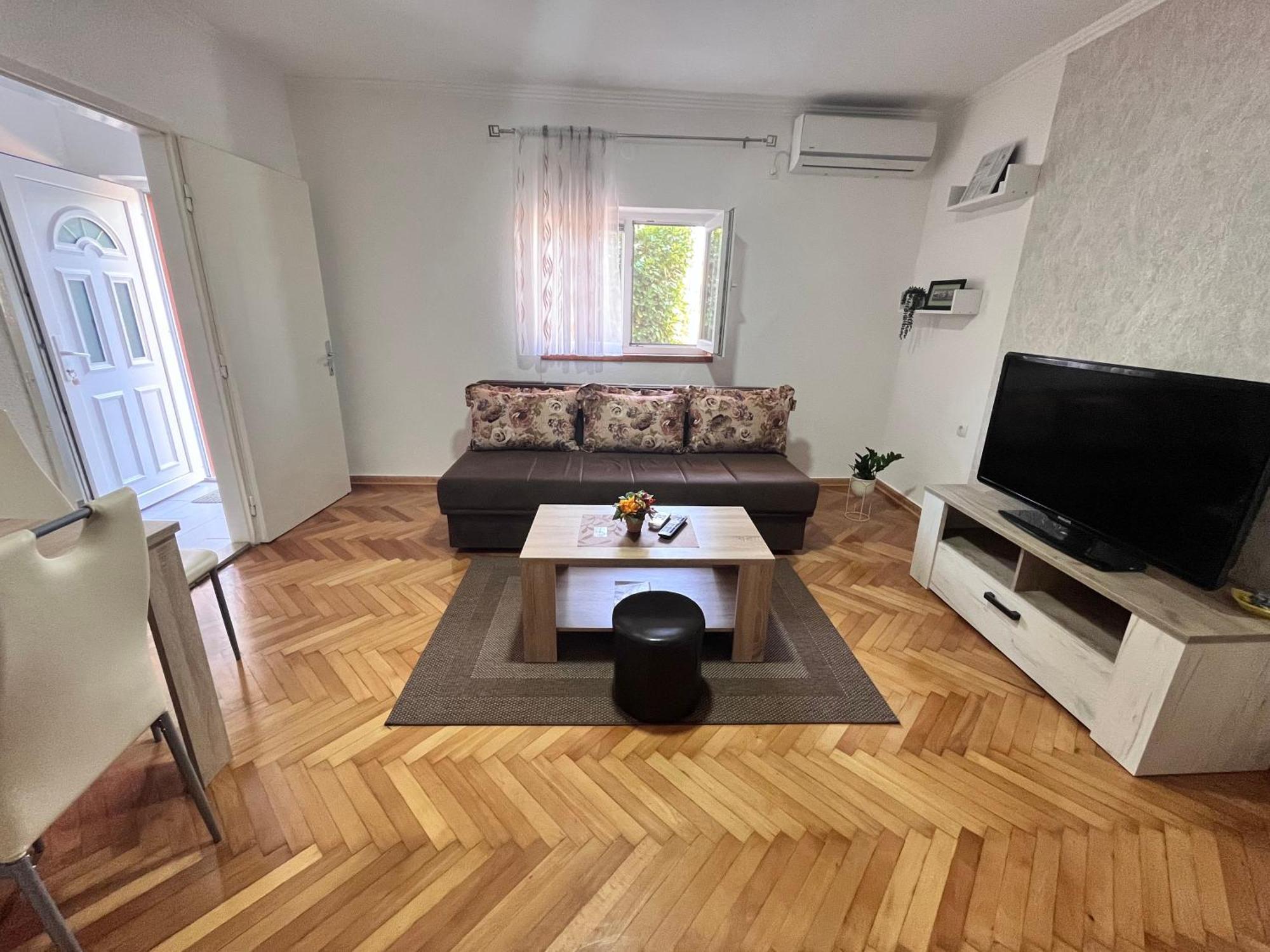 Apartman Mim Trebin Dış mekan fotoğraf